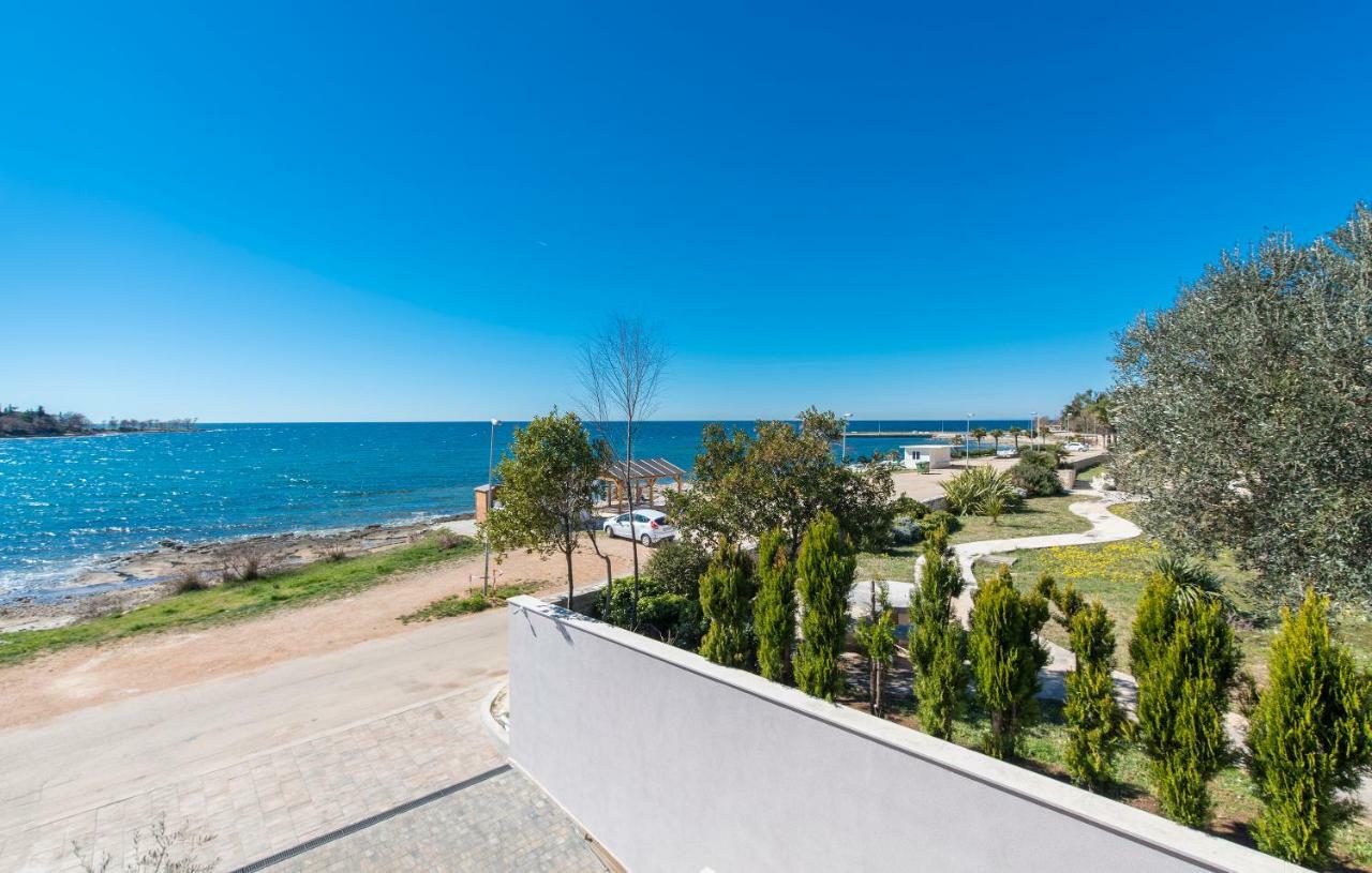 Villa Punta Mulino Lovrečica Kültér fotó
