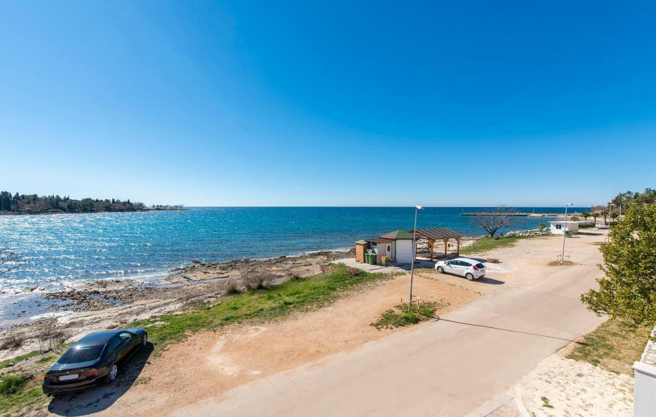 Villa Punta Mulino Lovrečica Kültér fotó